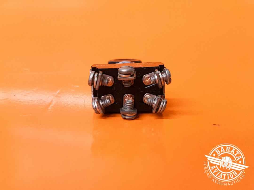 Gear Up & Down Switch P/N 0813525-4 / MS25126-E1