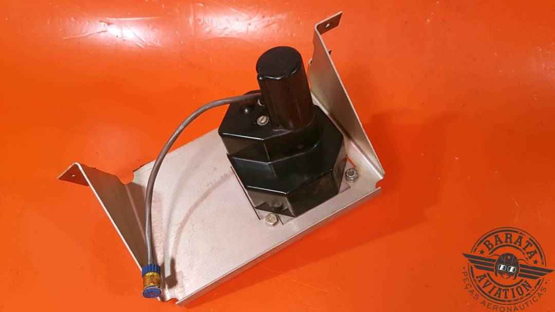 EDO-AIRE MITCHELL AUTOPILOT ROLL SERVO P/N: 1C363-1-487R