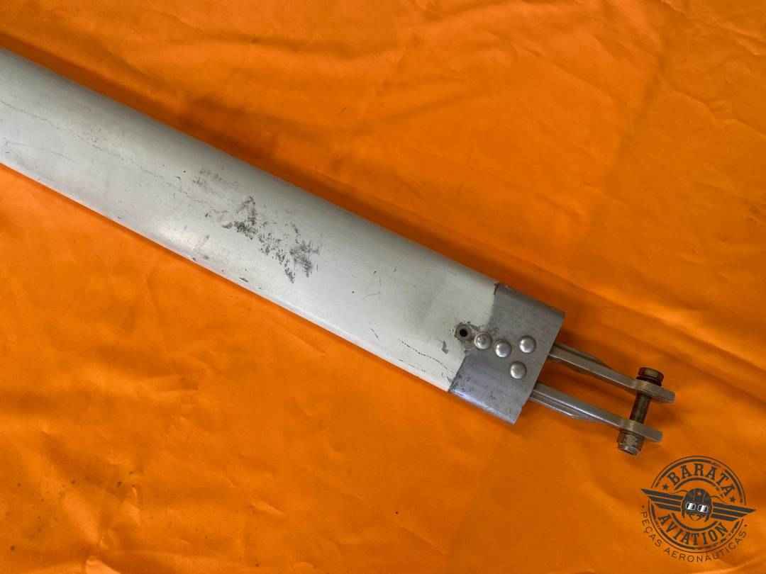 R/H WING STRUT ASSEMBLY P/N: 0421000-2