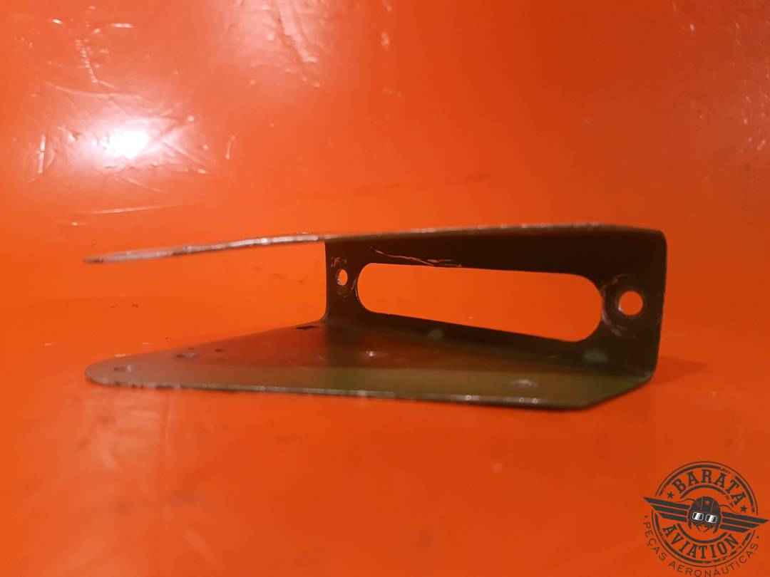 5565182-2 CESSNA BRACKET-LOWER FWD PULLEY CONTROL SYSTEM - FLAP