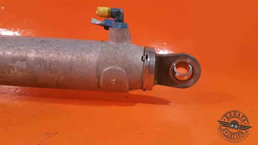 9912053-18 Cessna R/H Main Gear Actuator Assy