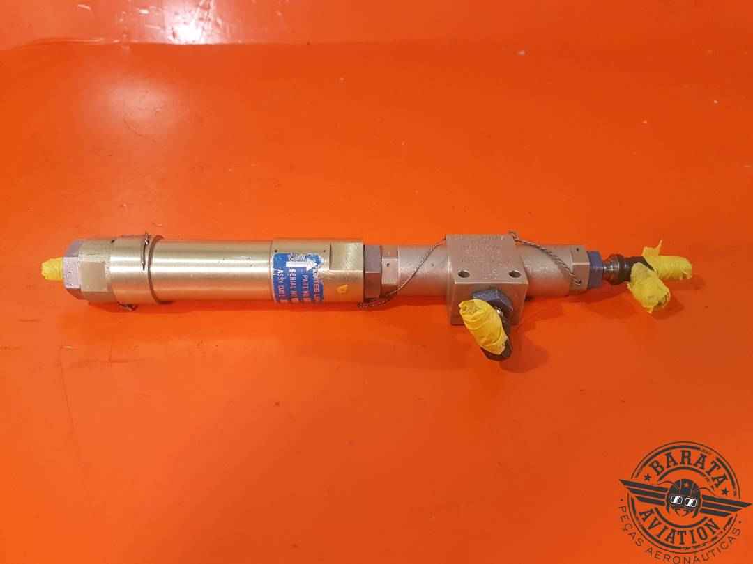 2SV0413 Gar-Kenyon Hydraulic Shuttle Valve Assy