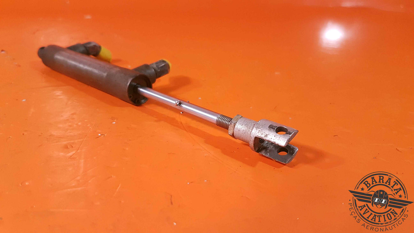 VV15-625 Paramount Master Brake Cylinder Assembly