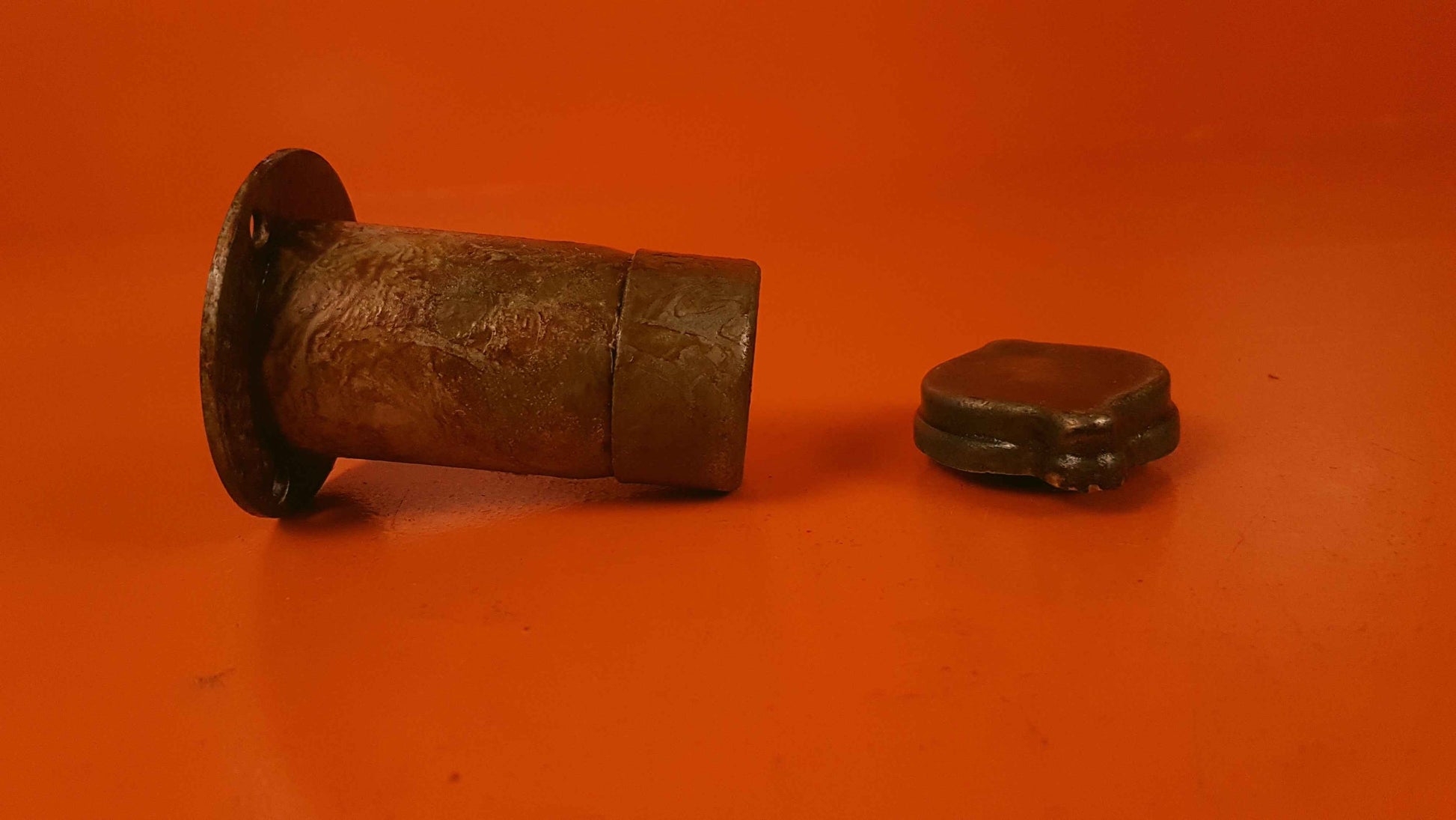 538773 Continental Oil Filler Neck Assembly