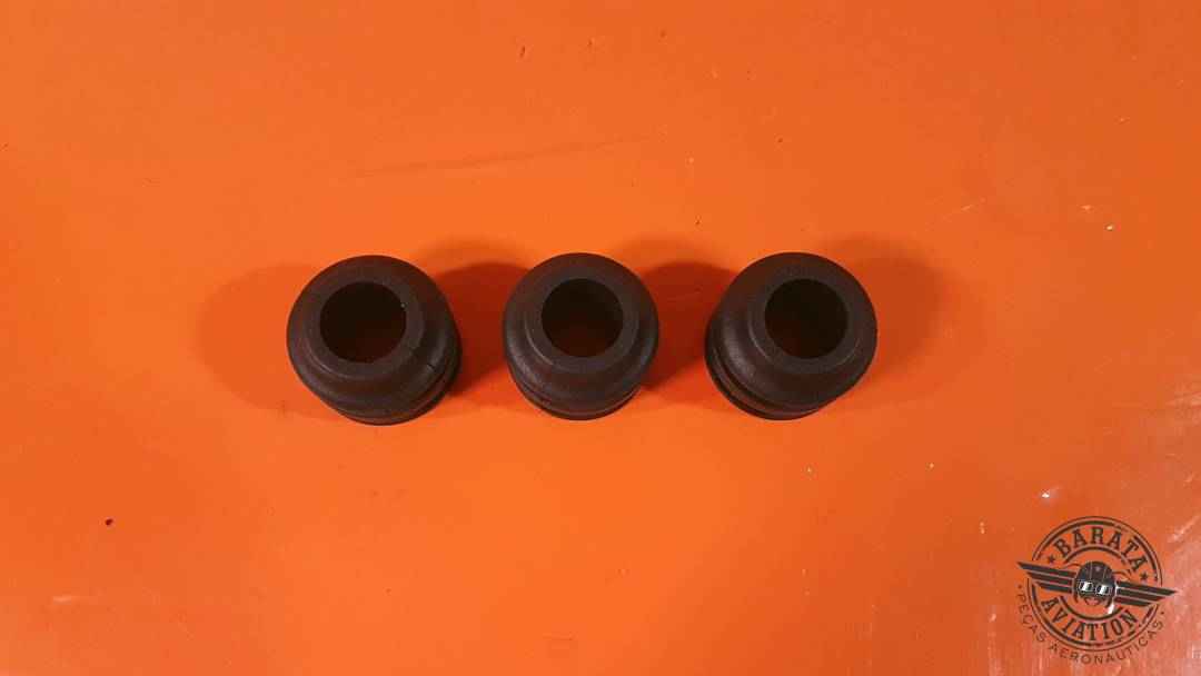 539840 TCM Connector-Push Rod Hsg Pacote Com 3 Unidades - Novo  