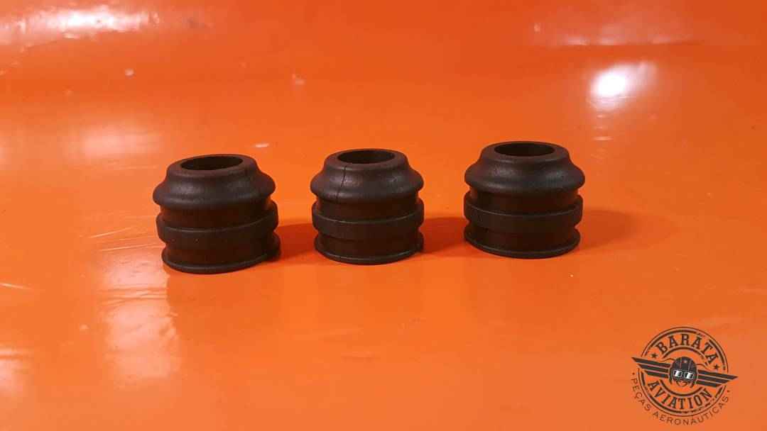 539840 TCM Connector-Push Rod Hsg Pacote Com 3 Unidades - Novo  