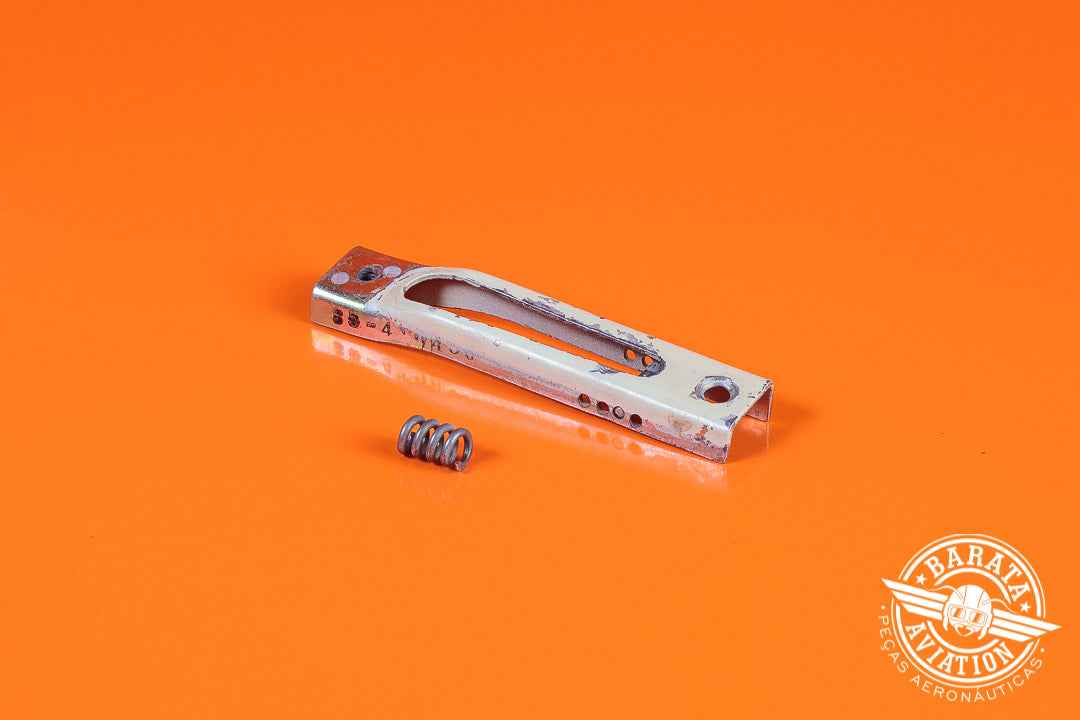 Suporte da Trava da Porta P/N 35-410456-27