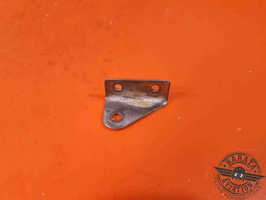 R/H OUTBOARD AND L/H INBOARD SEAT BELT FITTING P/N: 0510205-4