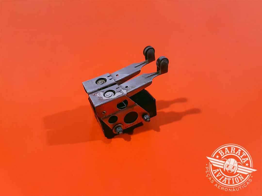 Set of 2 - Switch Limitador do Trem de Pouso P/N MS25026-1