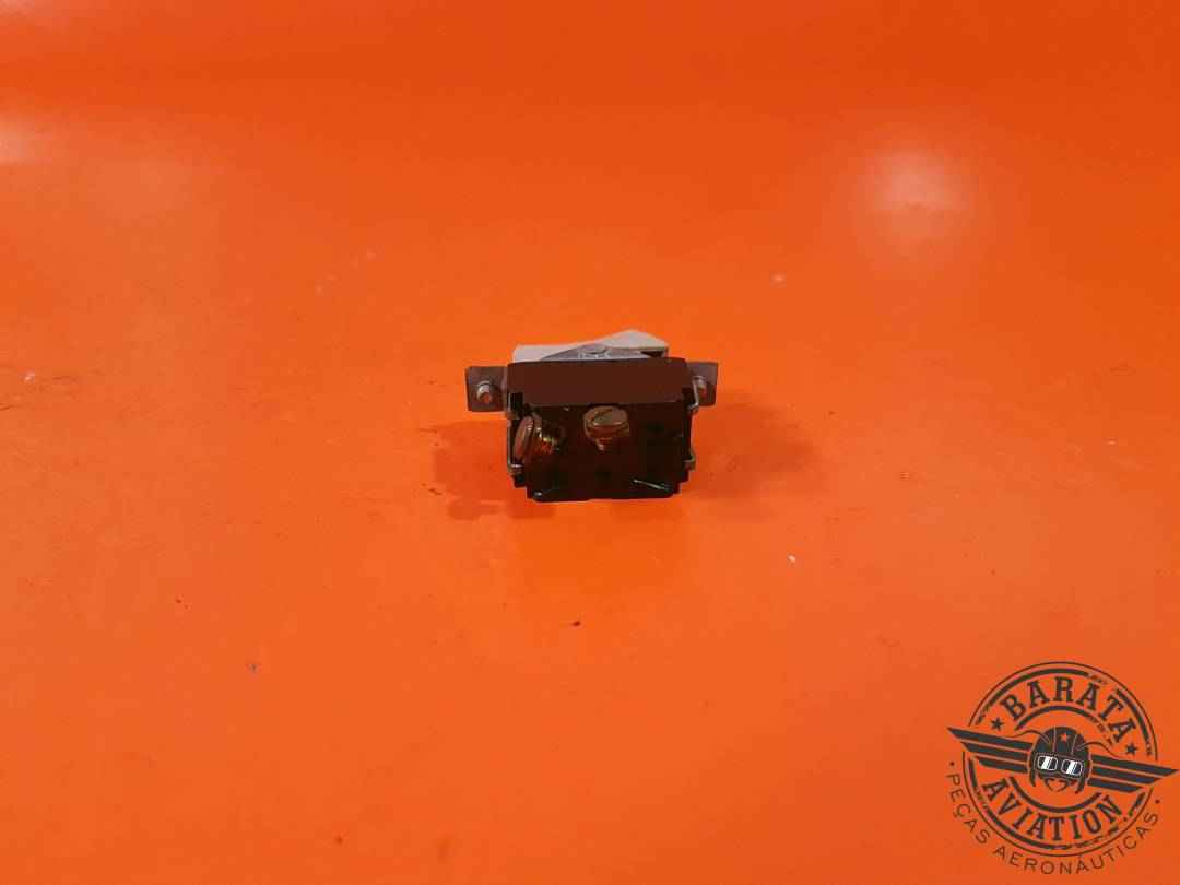 LEFT MAGNETO SWITCH  P/N: 93377-08 CADA UNIDADE