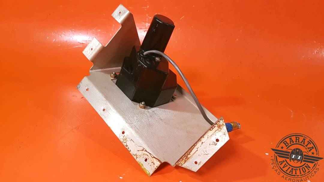 EDO-AIRE MITCHELL AUTOPILOT ROLL SERVO  P/N: 1C363-1-487R