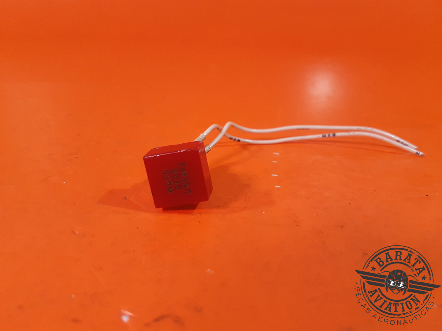 INDICATOR LIGHT WARNING GEAR UNSAFE P/N: 67422-11