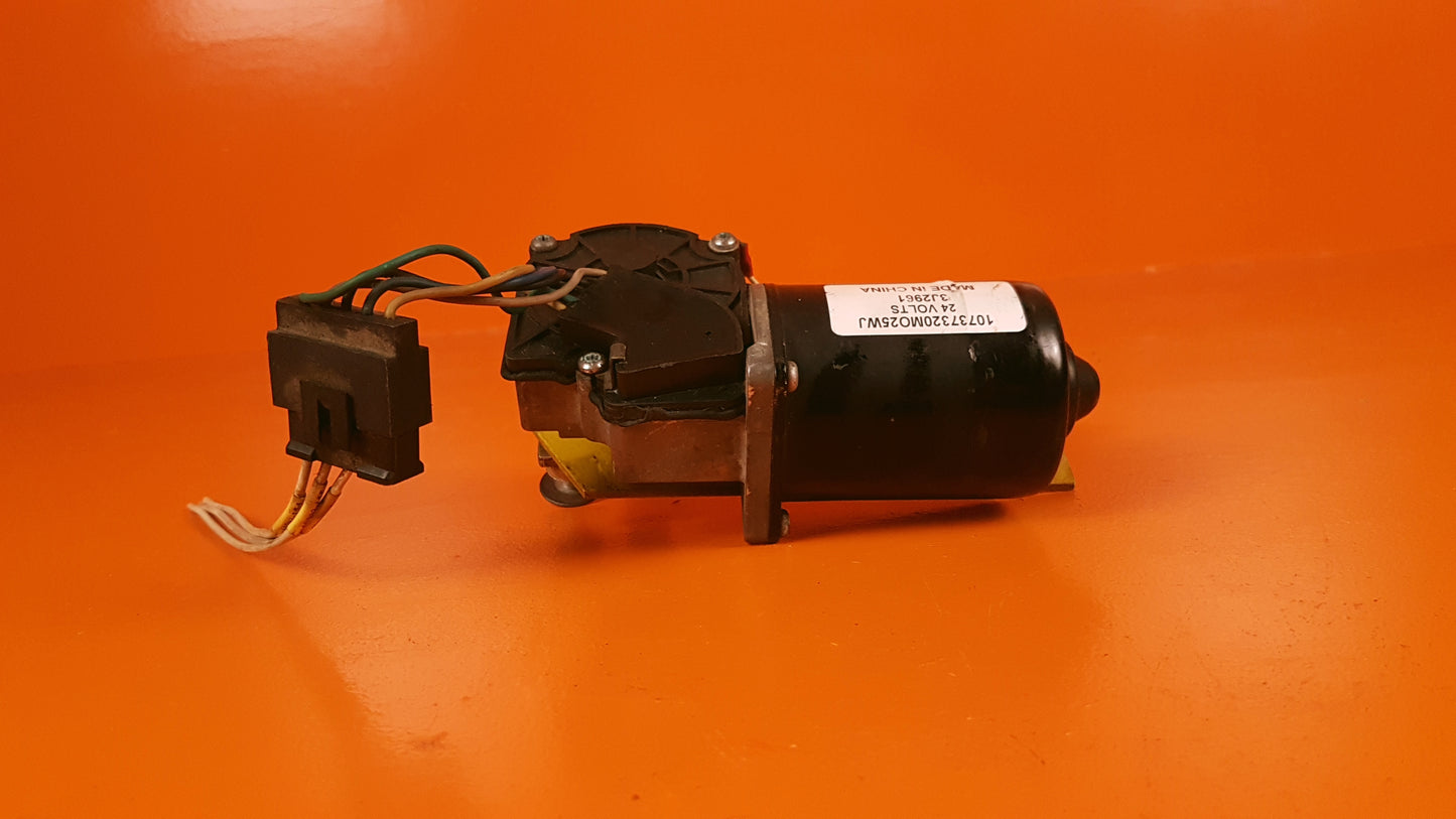 10737320MO25WJ Air Tractor Eletric Motor Assy