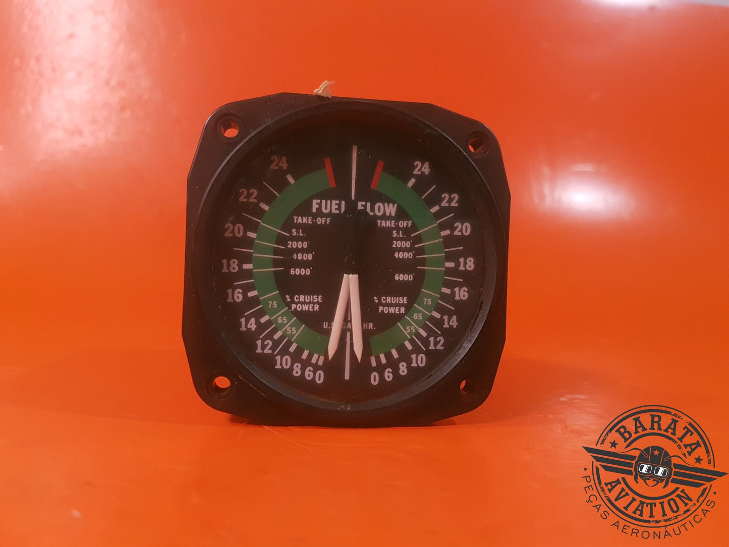 FUEL PRESSURE INDICATOR FUEL FLOW; W/ CONNECTOR P/N PM-44-11 