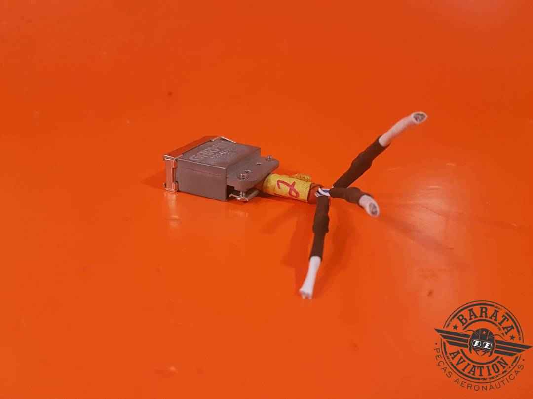 GARMIN CONNECTOR ASSY  P/N: 125-00081-