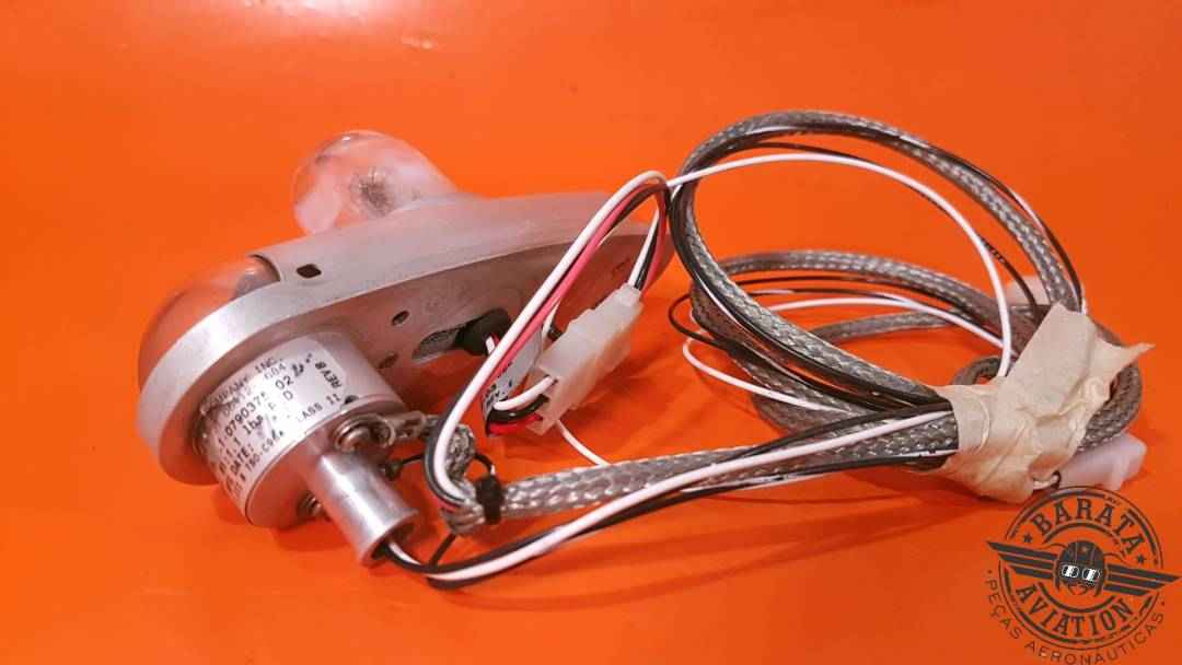 WHELEN WING TIP RED LED POSITION LIGHT  P/N 01-0790375-02