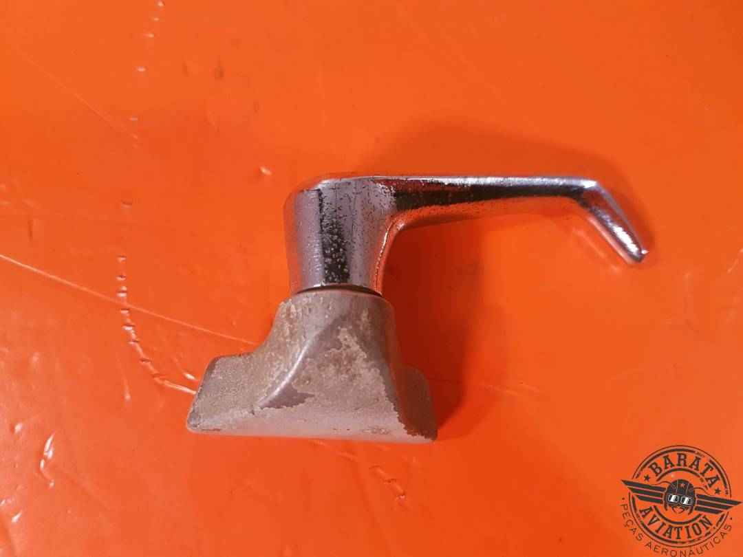 WINDOW LATCHES CESSNA L/H