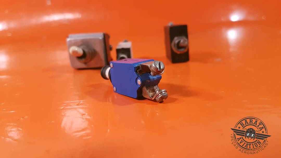 Kit Of 4 Circuit Breakers