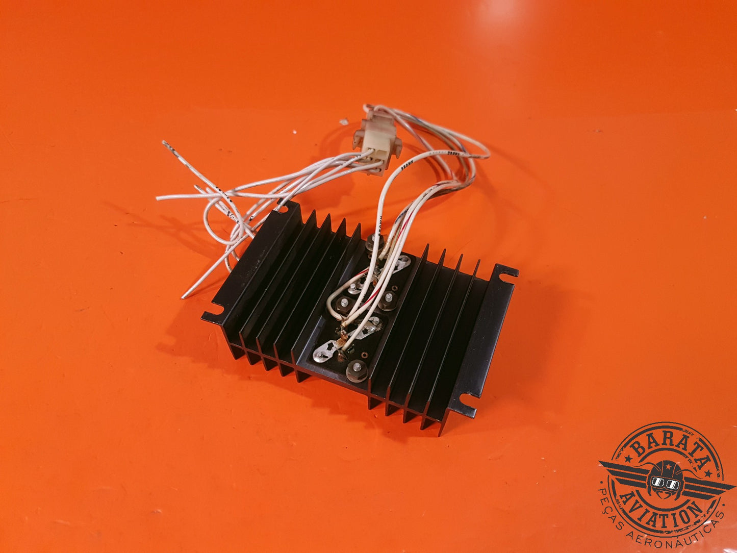 SET OF 2 TRANSISTOR (POWER) INCLUDING HEATSINK AND CONNECTOR P/N: 2N3055