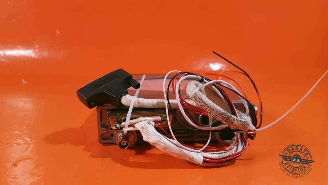 011-00455-00 Garmin GTX-330 Transponder - 14/28 vdc - w/ mount tray