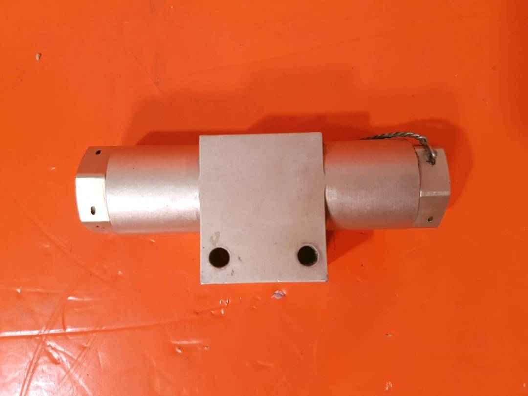 VALVE - HYDRAULIC SHUTTLE 3000 PSI - 275º F - MFC-2644 P/N: 2SV0413 