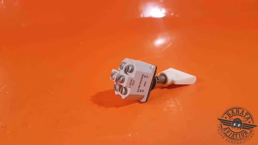 8906K3674 Beech Toggle Switch Assy - On/On/On