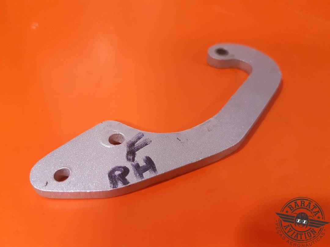 96-410024-9 BEECHCRAFT FORWARD HINGE  R/H NOSE GEAR DOOR