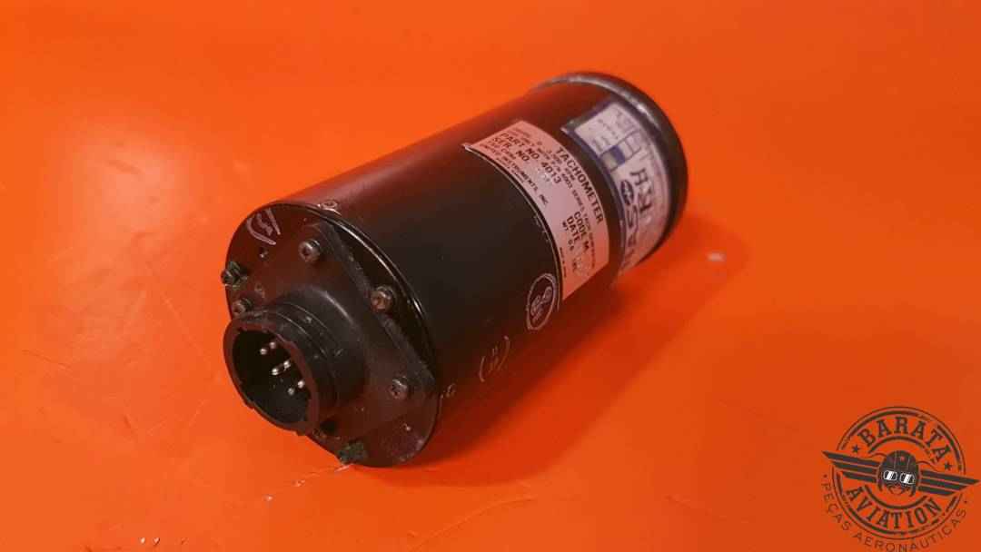 BEECHCRAFT TACHOMETER  P/N 102-380011-29 FOR PARTS OR NOT WORKING
