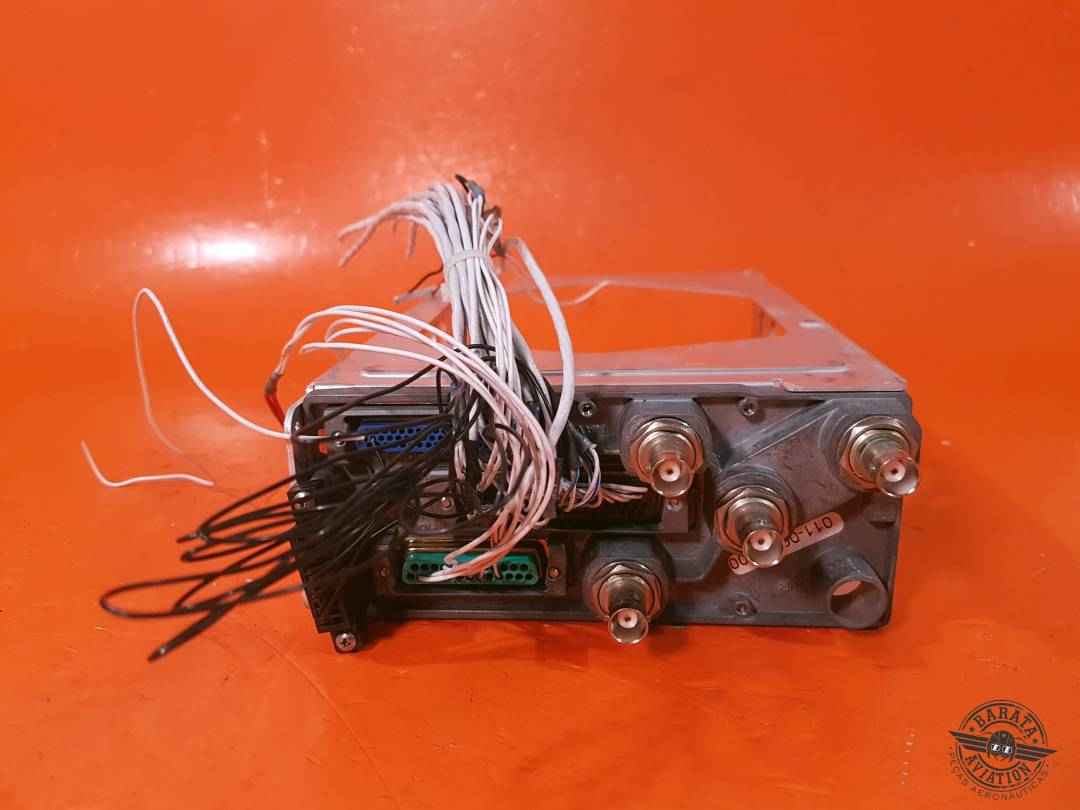 011-01060-00 GARMIN GNS-430W Gps/Nav/Comm) - 14/28 vdc - W/ Mount Tray And Backplate