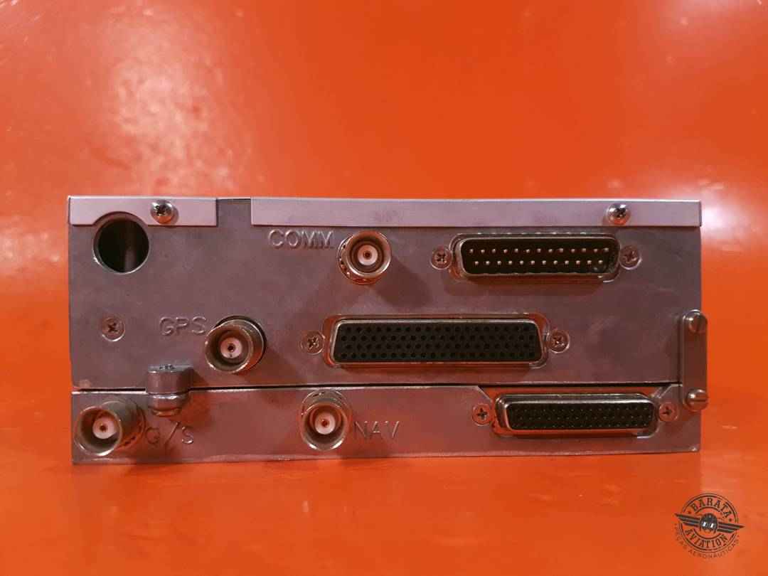 011-01060-00 GARMIN GNS-430W Gps/Nav/Comm) - 14/28 vdc - W/ Mount Tray And Backplate