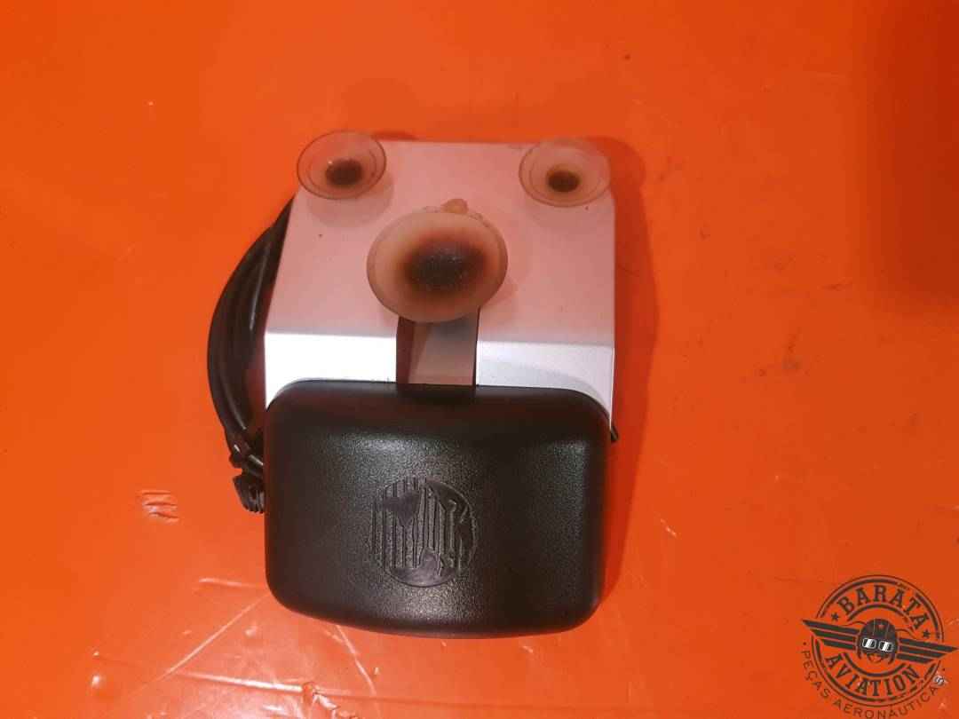 011-00149-03 GARMIN GA 27A GPS ANTENNA  W/ SUPPORT