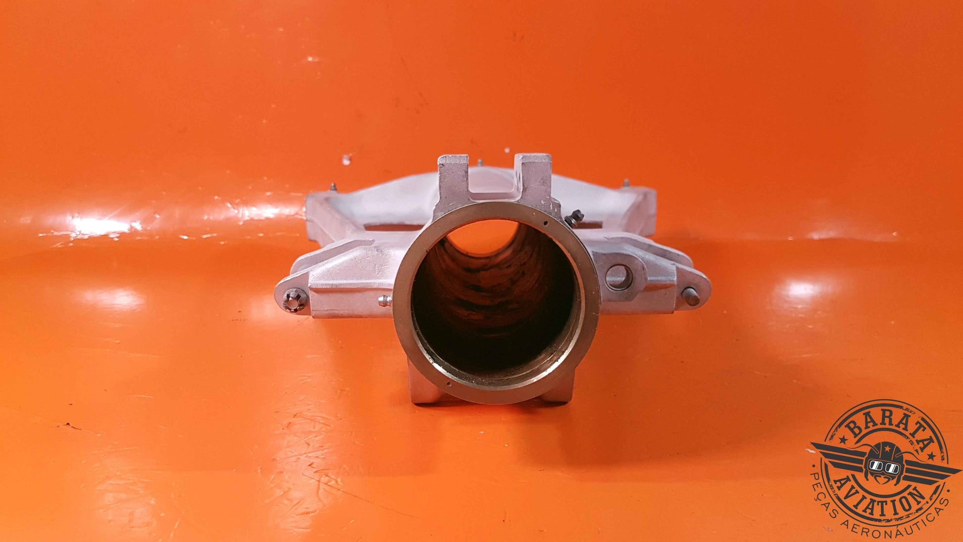 101-820024-5   Beech Brace Assy