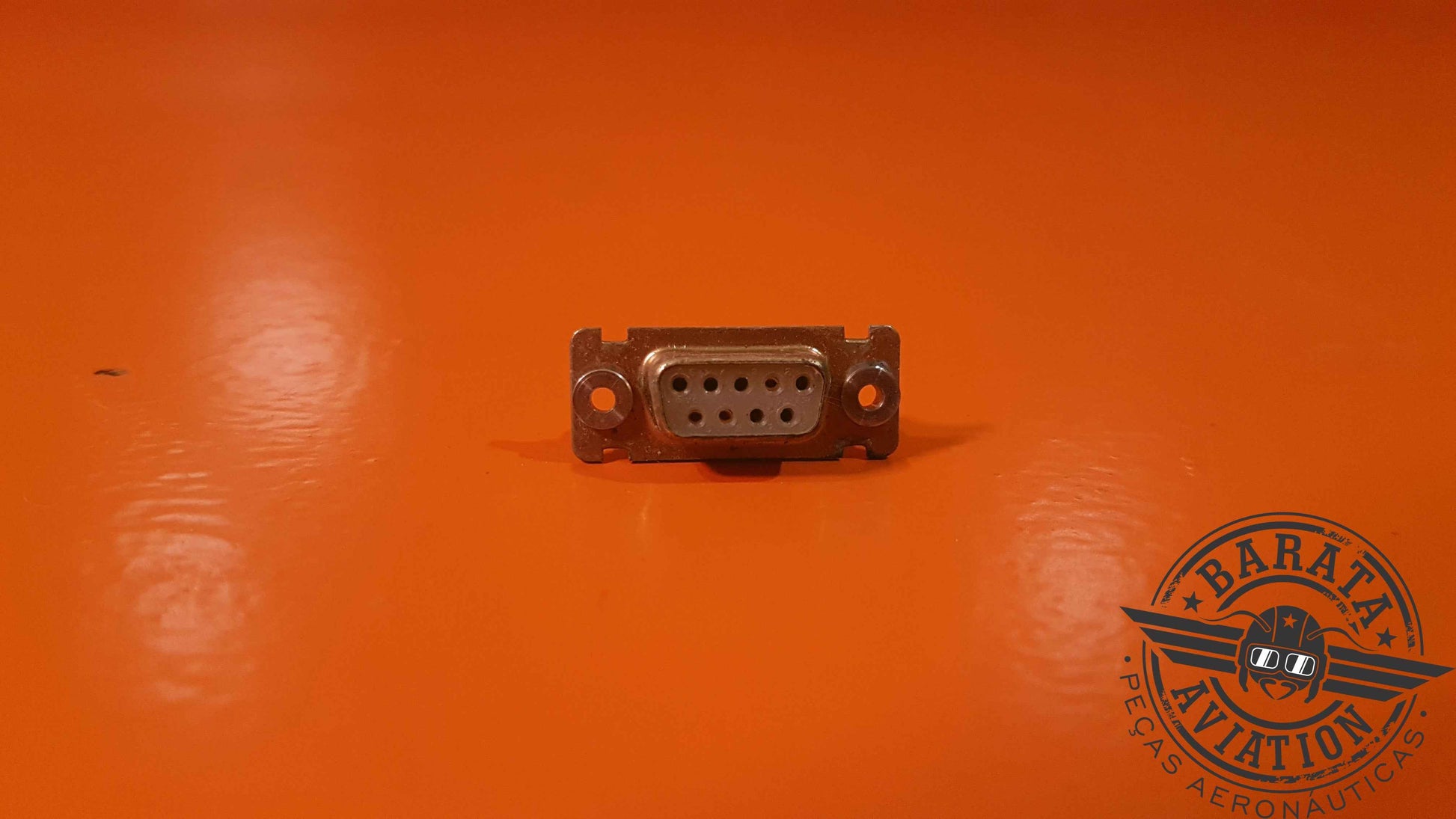 DEF-9S Cinch Connector