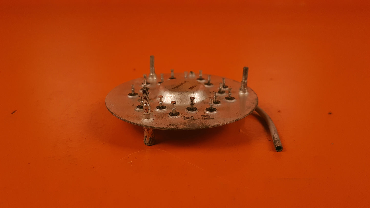 794985-1 Terminal and Plate