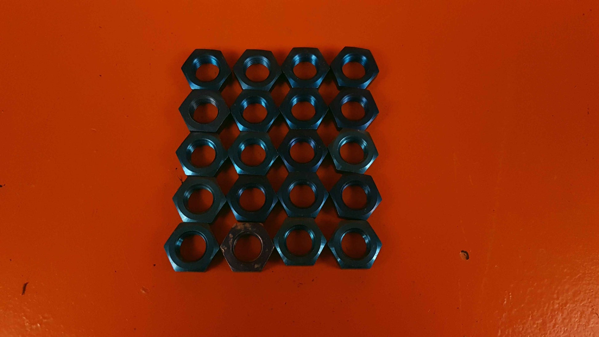 AN924-6D Kit of 20 Nuts