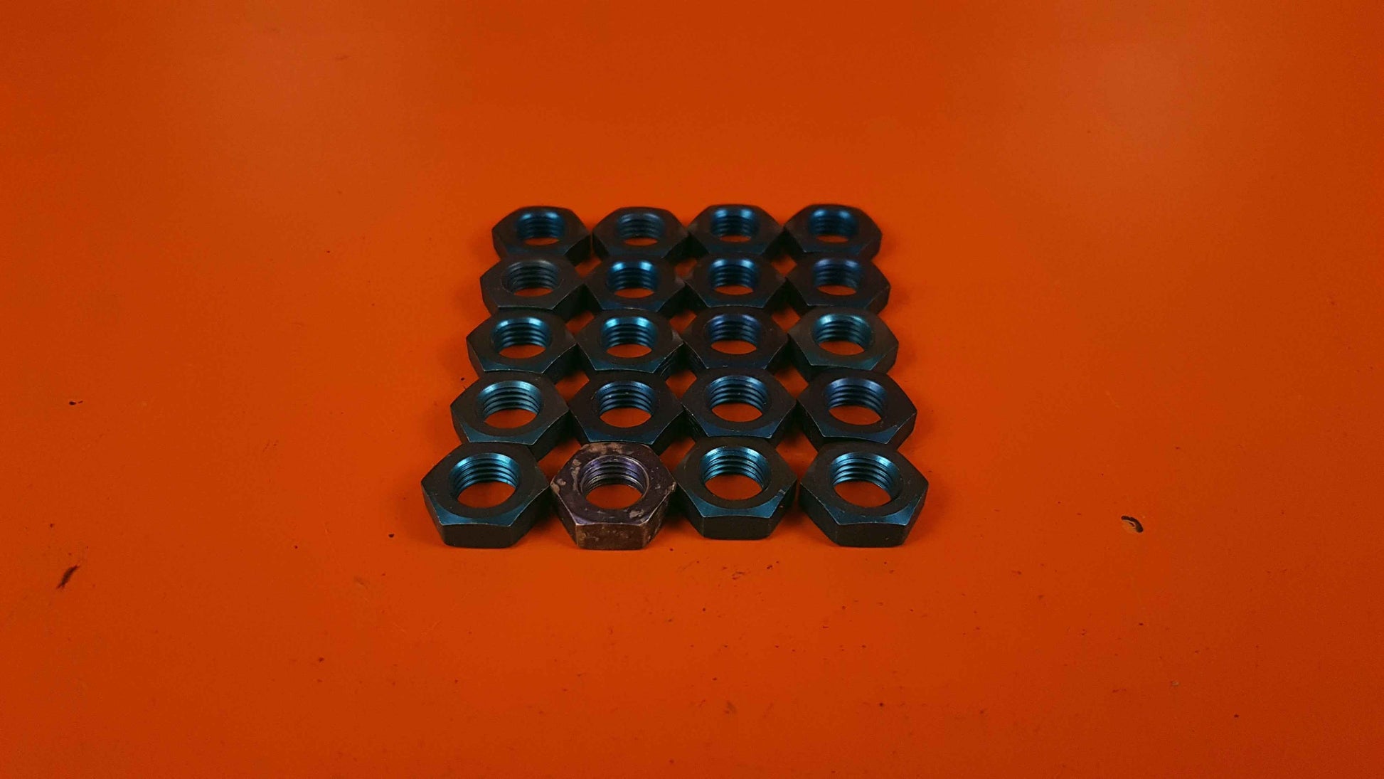 AN924-6D Kit of 20 Nuts