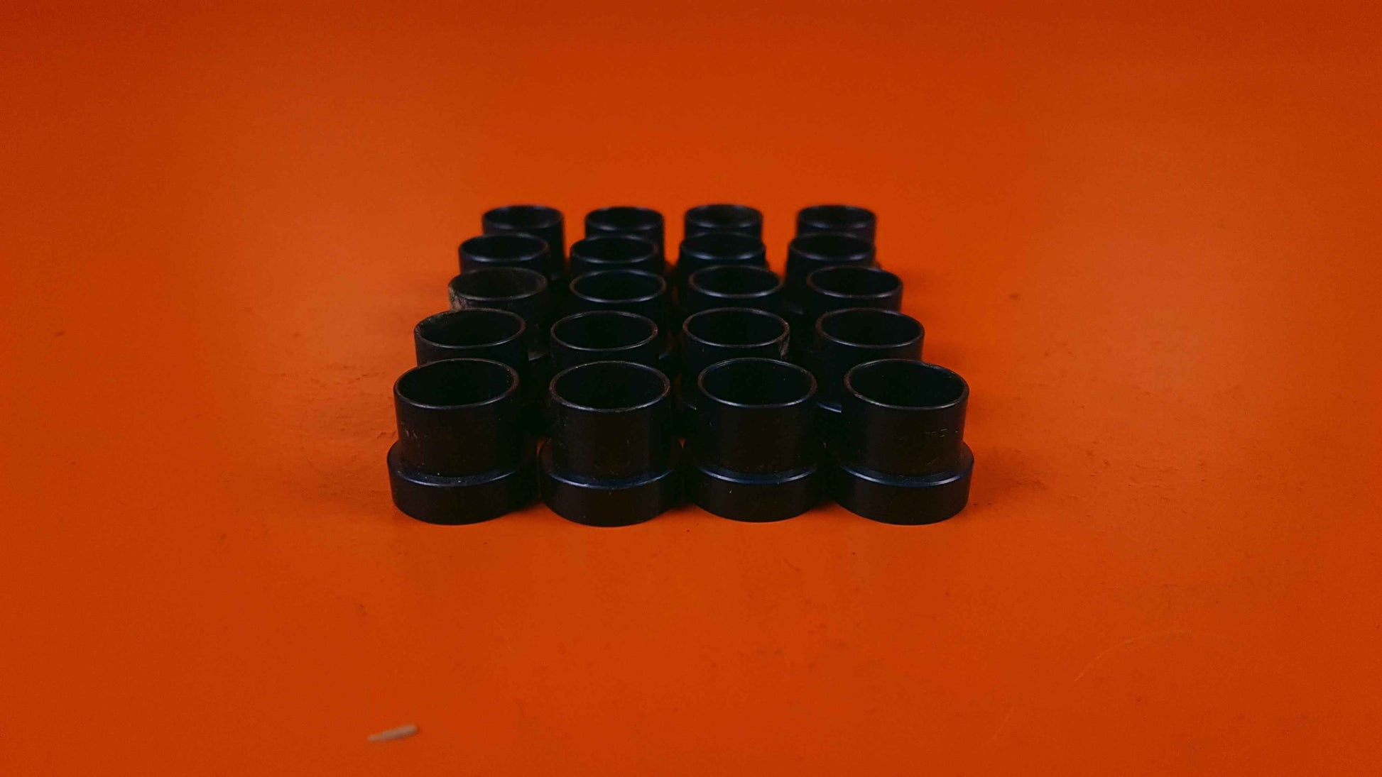 AN819-8D Kit of 20 Sleeves