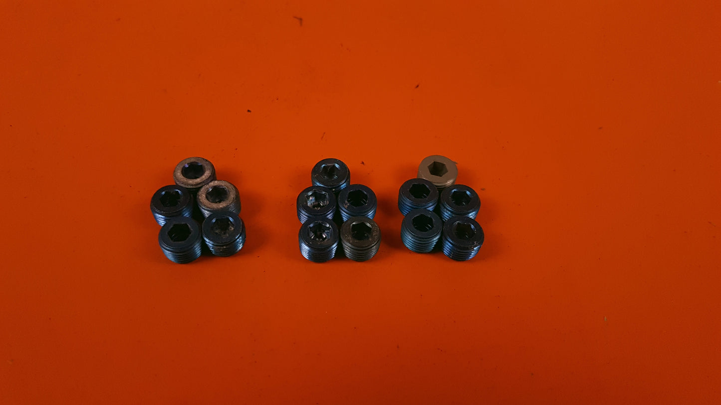 AN932-4D Kit of 15 Plugs