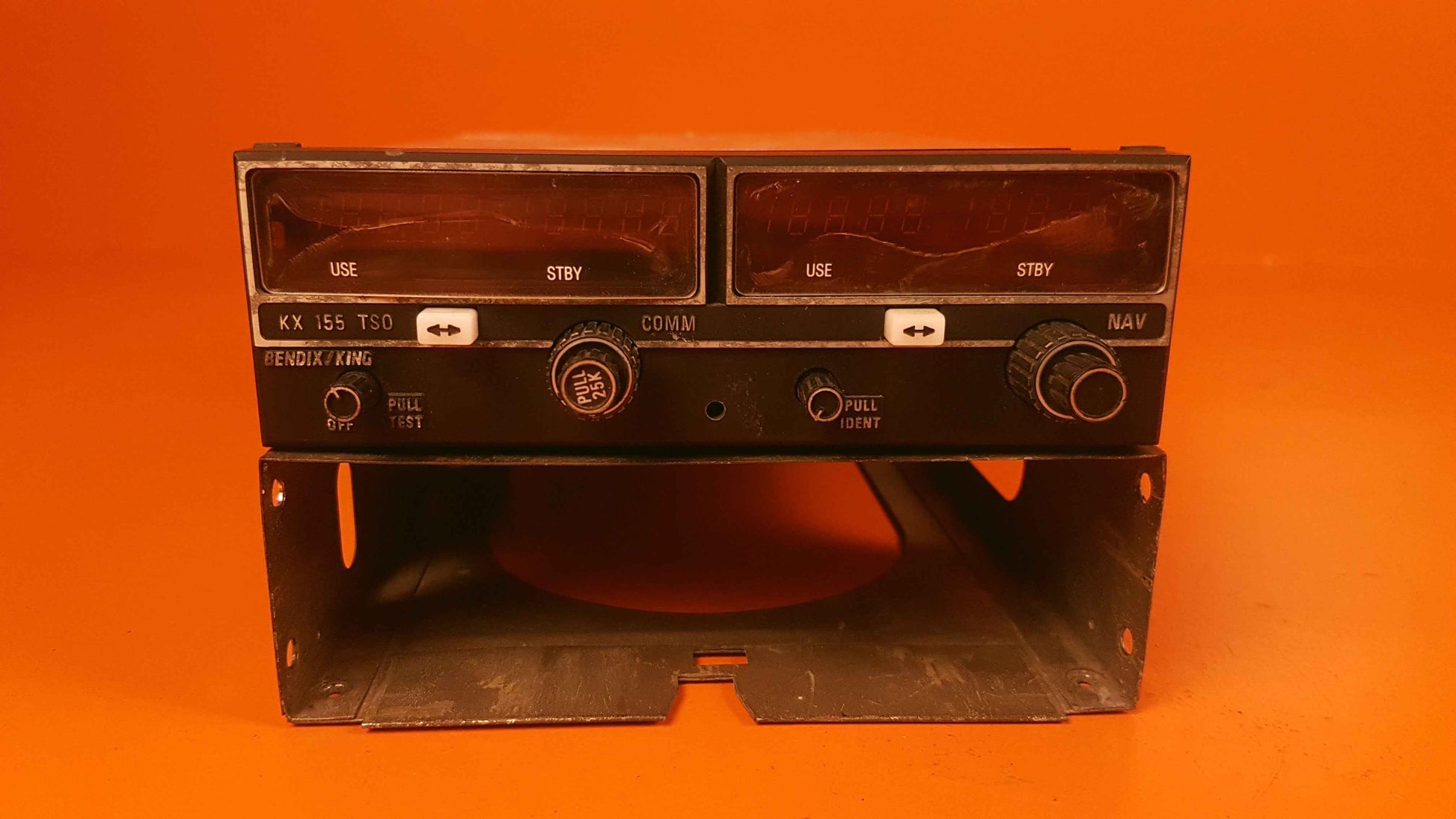 069-1024-42 Bendix King KX 155 Radio NAV/COMM