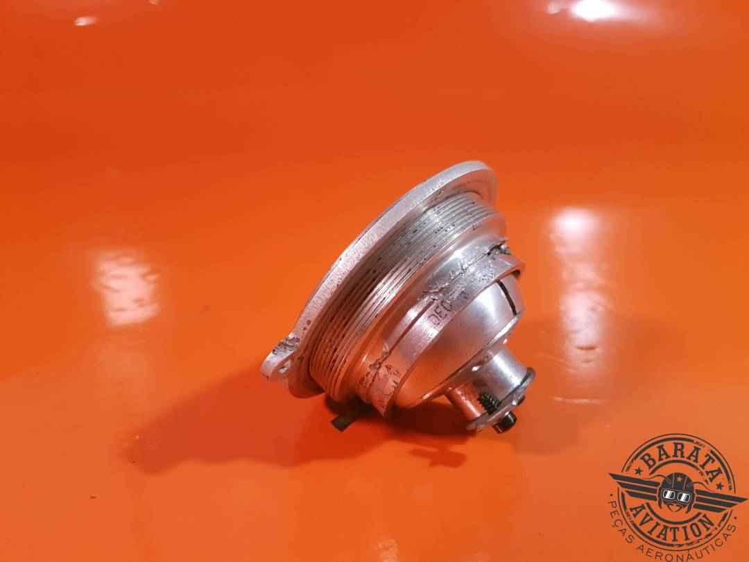 2510 Wemac Overhead Light Assembly - With Small Crack