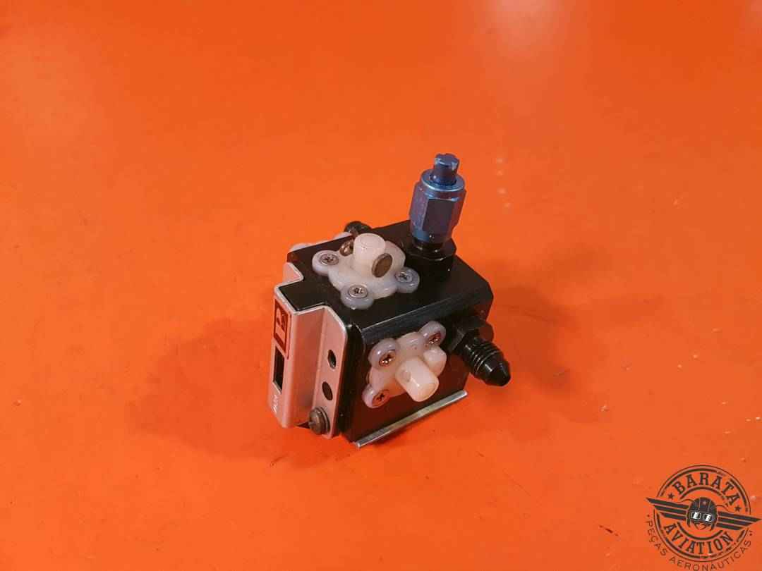 170075 Puritan Bennett - Oxygen Actuator Lanyard Valve