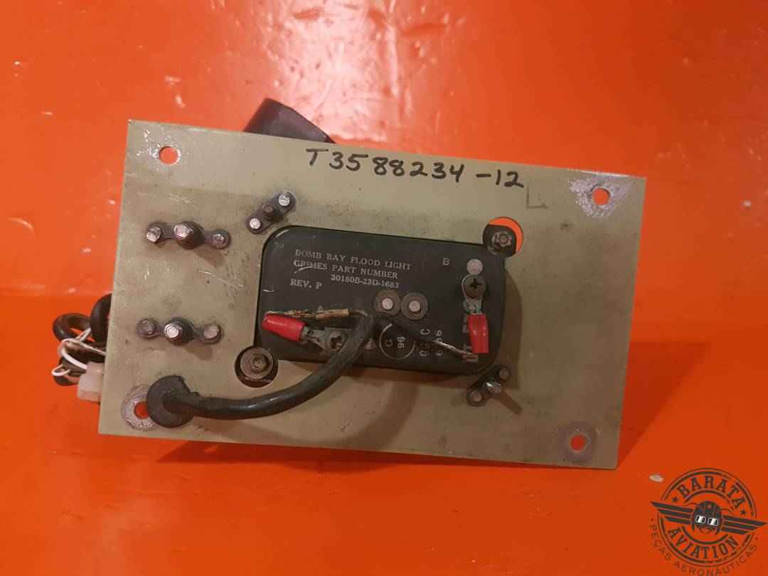 MS17245-6A Light Cockpit Utility Assembly