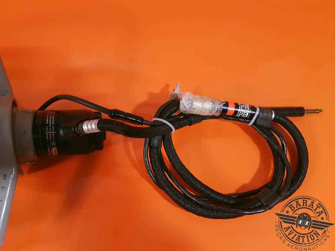 112145A Puritan Mask Oxygen Regulator & Detector Assembly - Com trincados