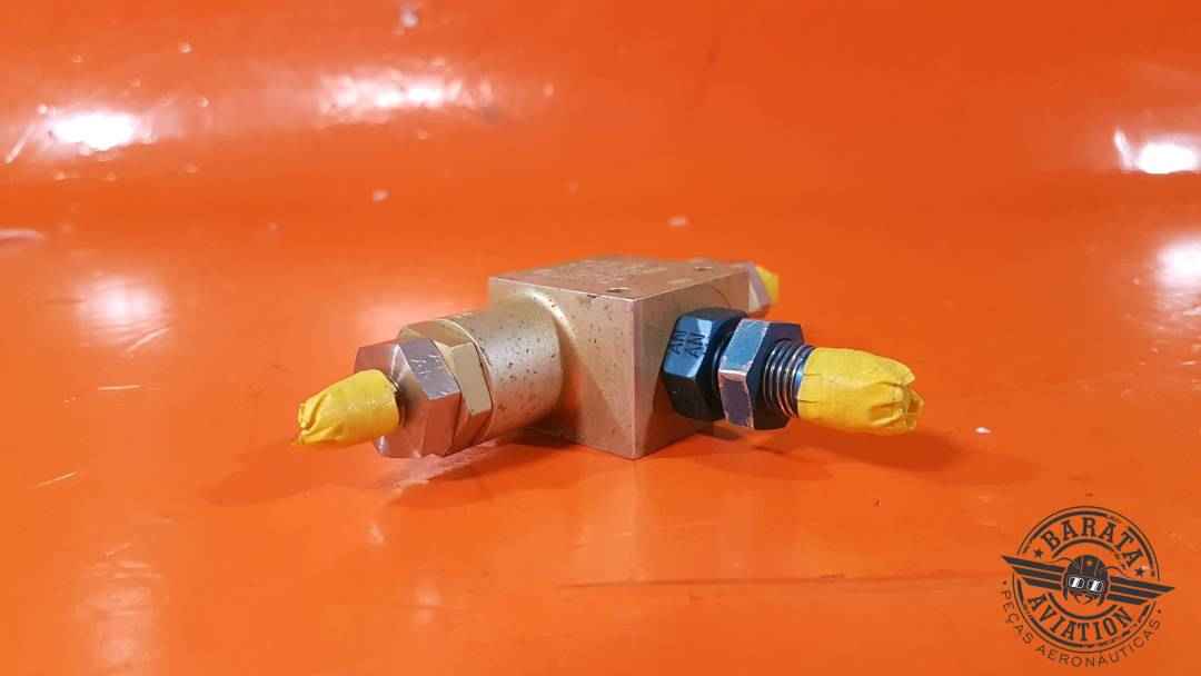 2SV0614   Gar-Kenyon Hydraulic Shuttle Valve Assy