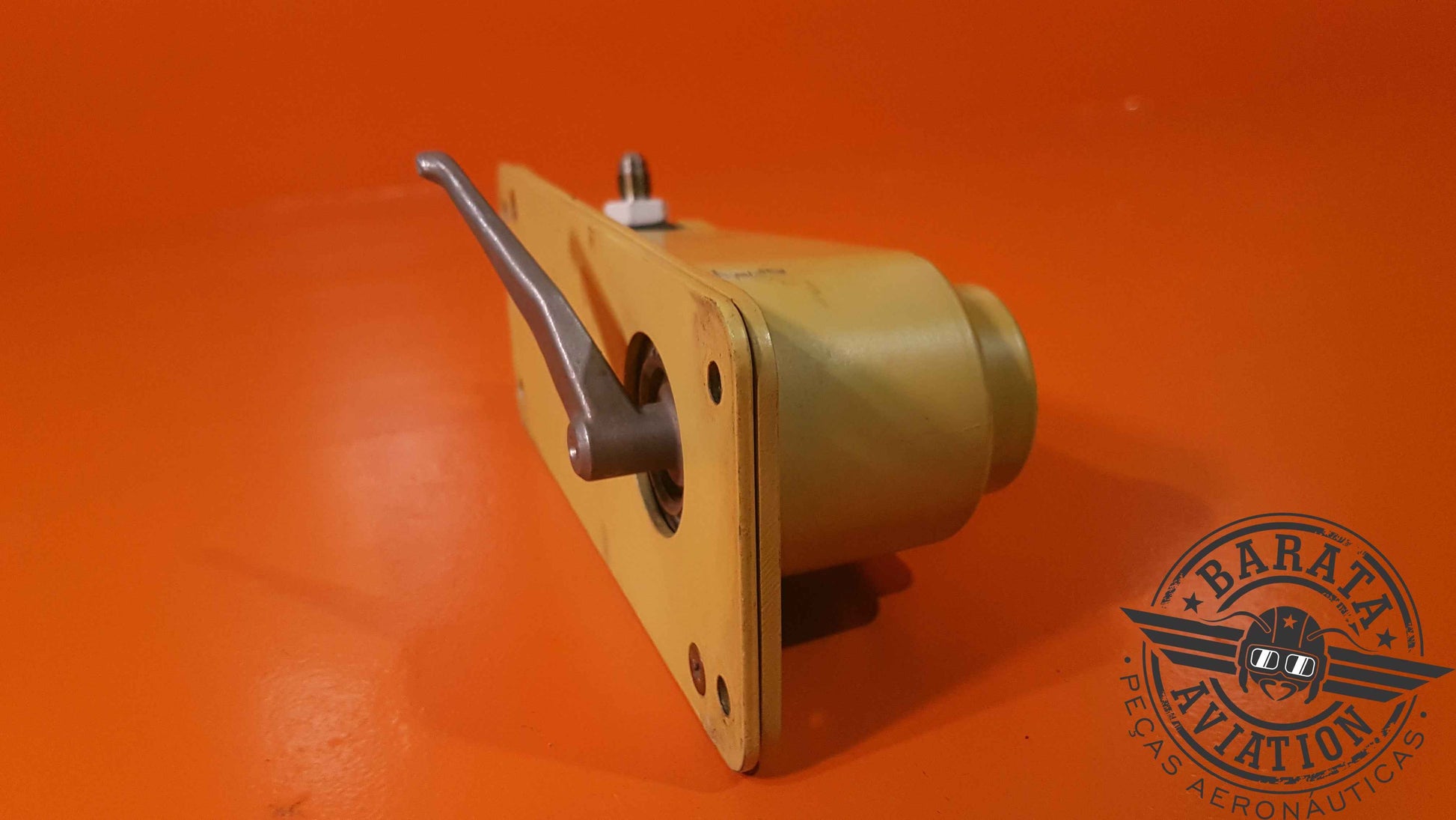 4953302-5  Learjet Cylinder Assy