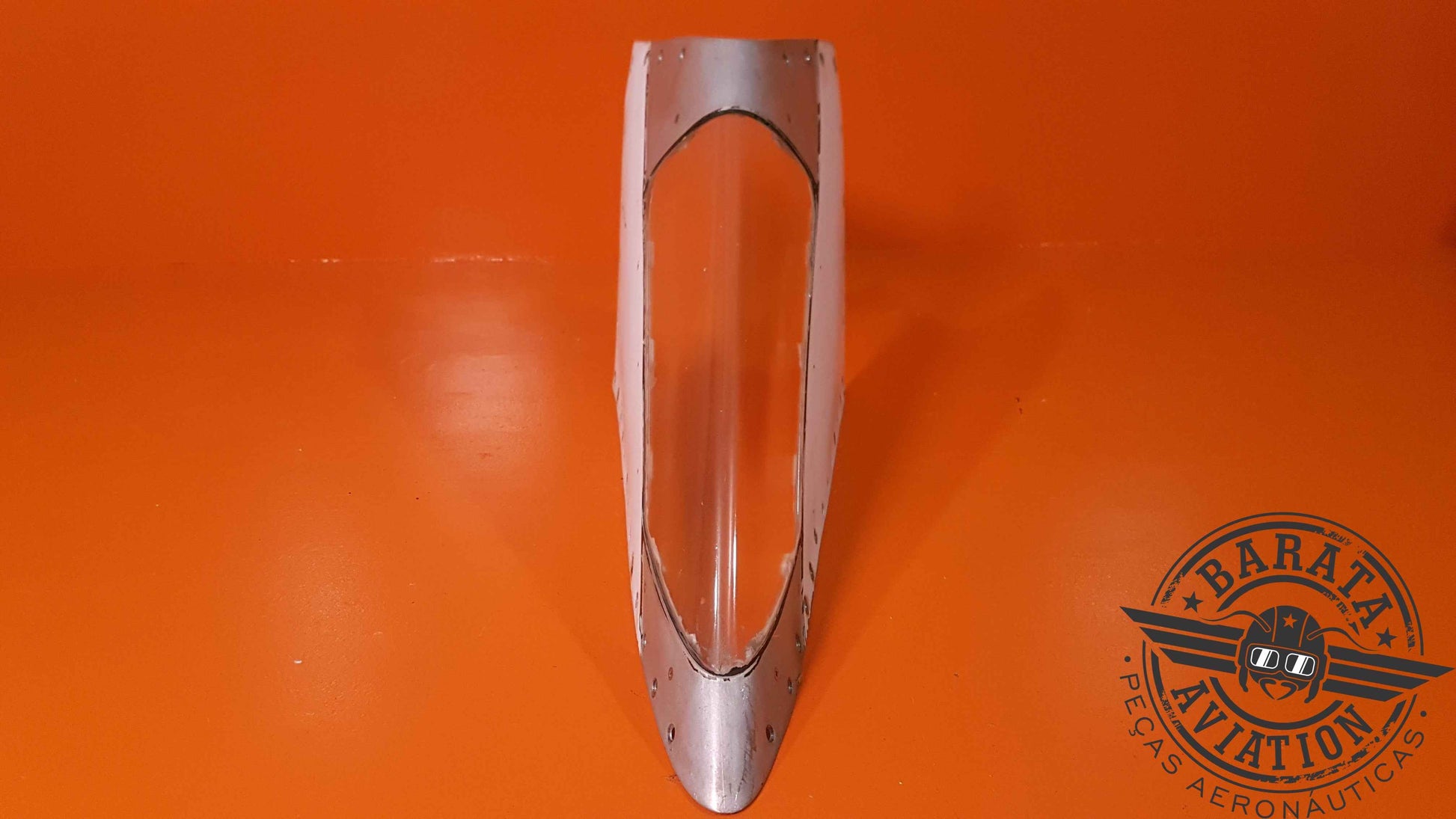 2831107-2 Bombardier Learjet Retainer Lens