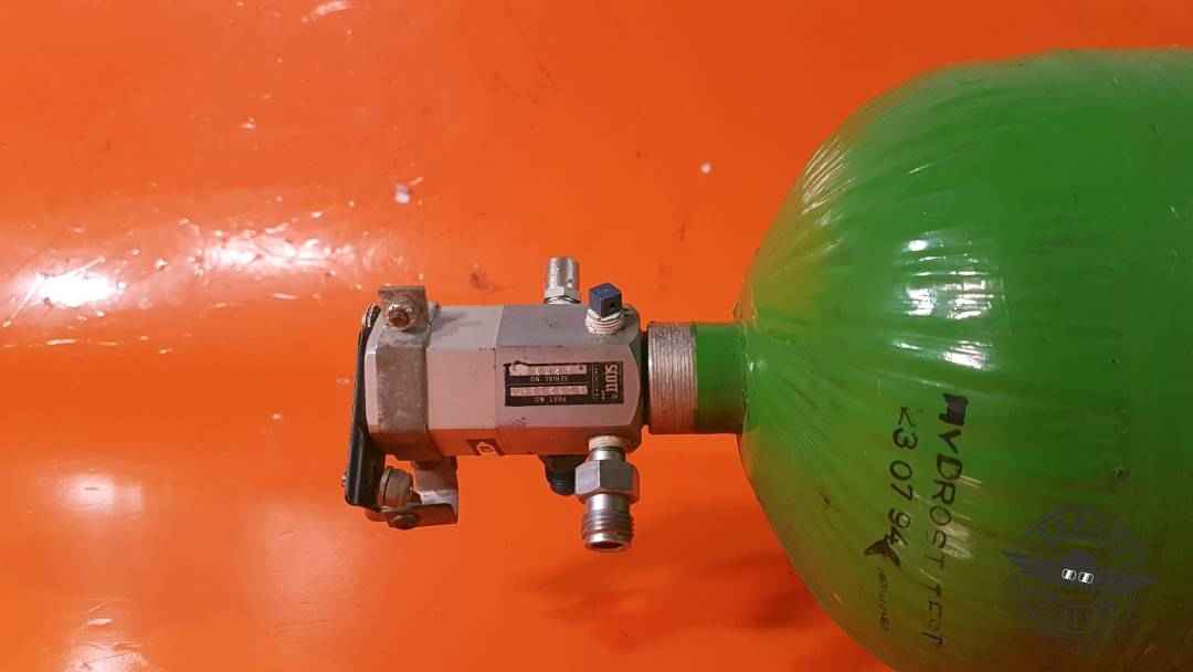 895-01040 Scott Oxygen Cylinder Assy