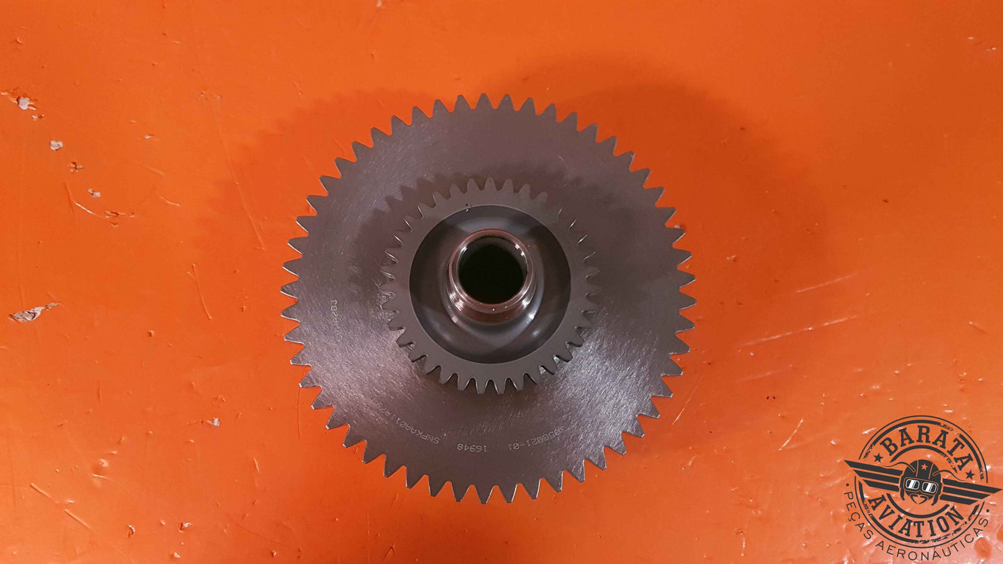 3058021-01    Pratt & Whitney Gearshaft