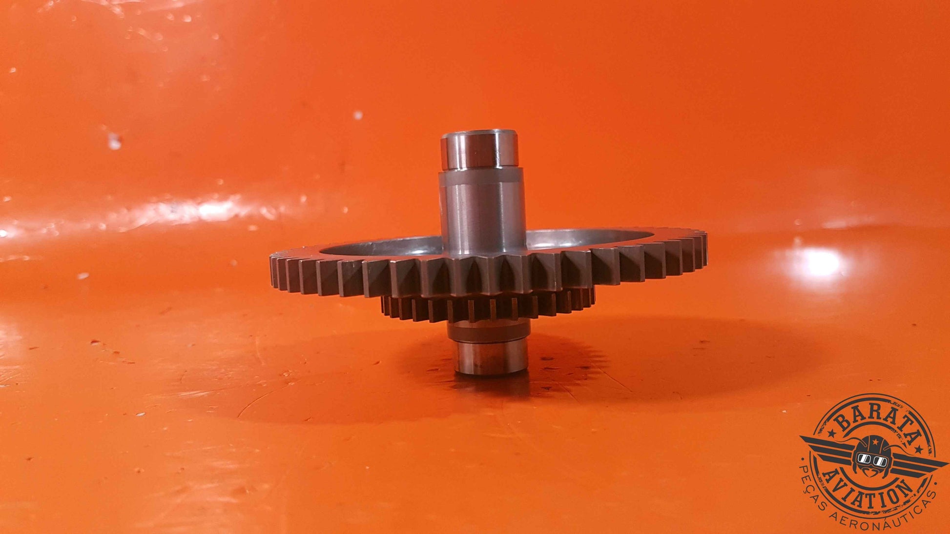 3058021-01    Pratt & Whitney Gearshaft