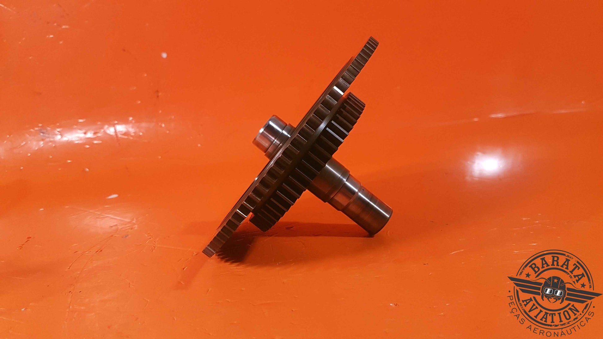 3058041-01   Pratt &  Whitney Gearshaft